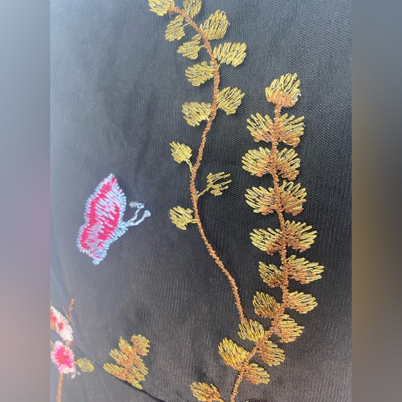 Lulu's NWT Embroidered Bold Botanicals Strapless Black Floral Midi Dress - Picture 4 of 12